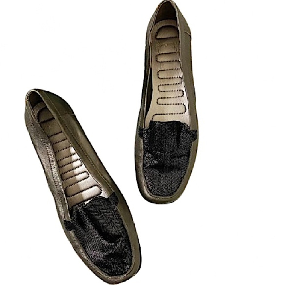 Academia Preppy Loafers Glitter Metallic Slip On 9.5 Timeless Comfortable Insole